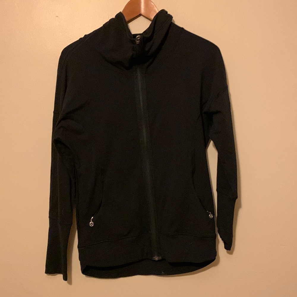 Lululemon black jacket
